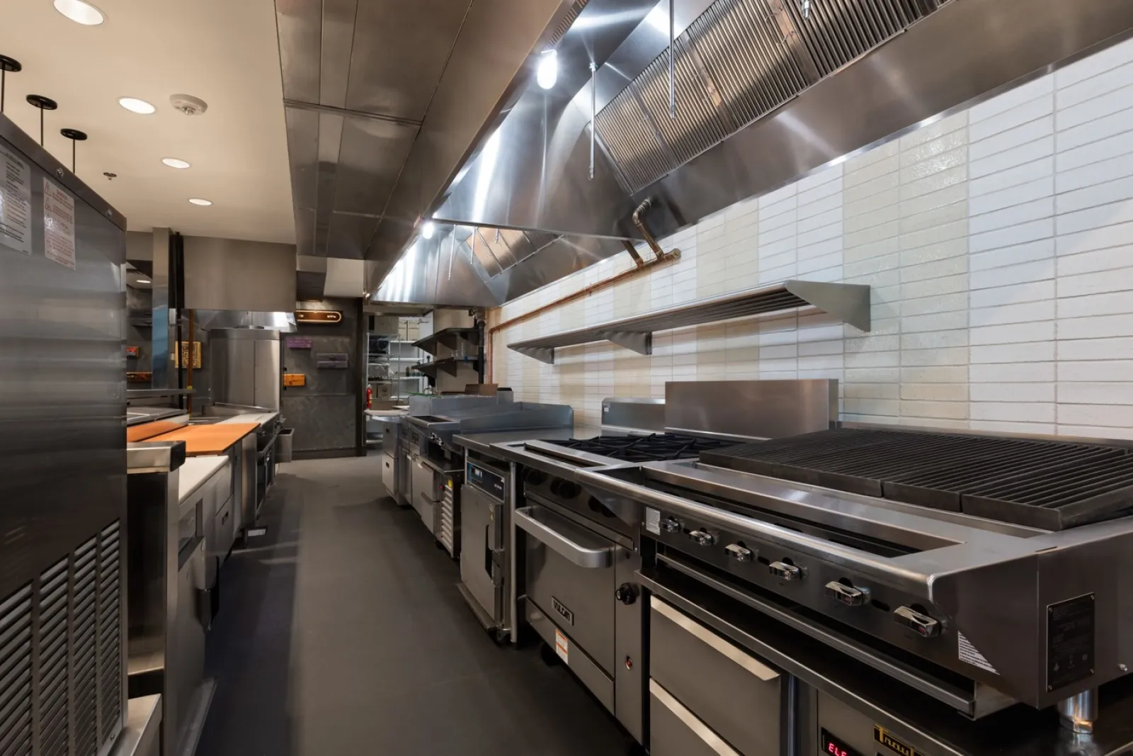 AL TAREEQ KITCHEN EQUIPMENT IND LLC